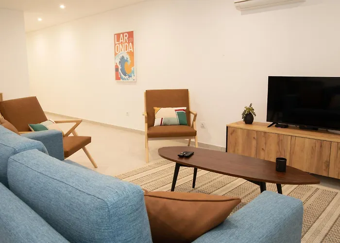 Daire Lar Da Onda - By Sch Nazaré