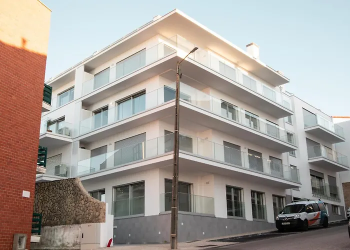 Lar Da Onda - By Sch Daire Nazaré